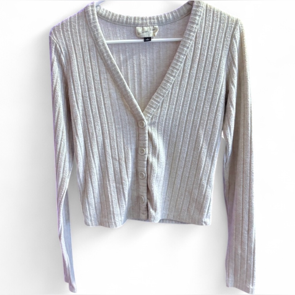 Universal Thread Cream Ribbed Cardigan